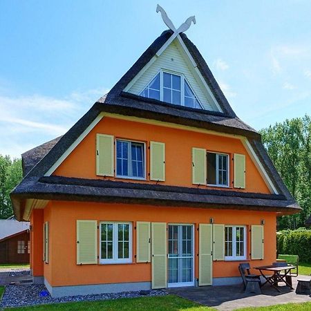 Reetdachhaus Mit Kaminofen Und Grosser Terrasse Villa Glowe Kültér fotó